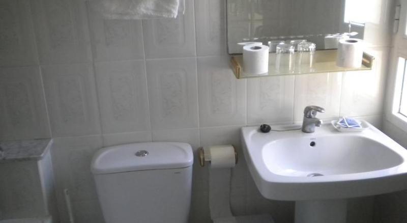 Malvarrosa Beach Rooms Валенсия Номер фото