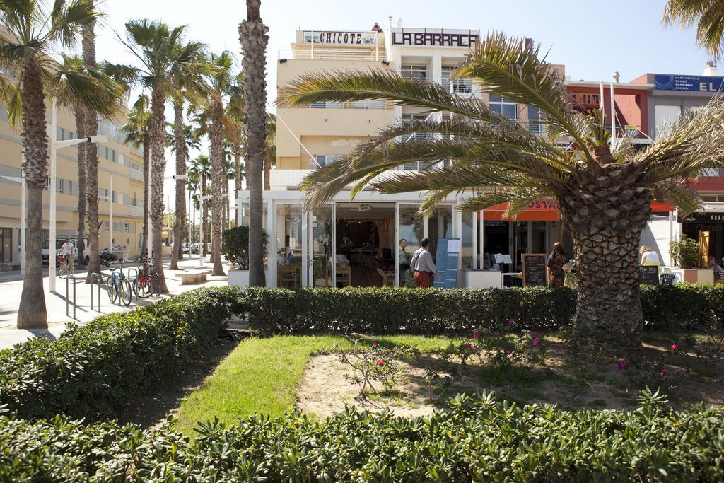 Malvarrosa Beach Rooms Валенсия Экстерьер фото